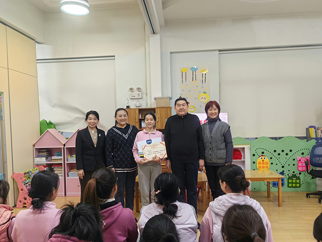 新晉優秀教師.jpg